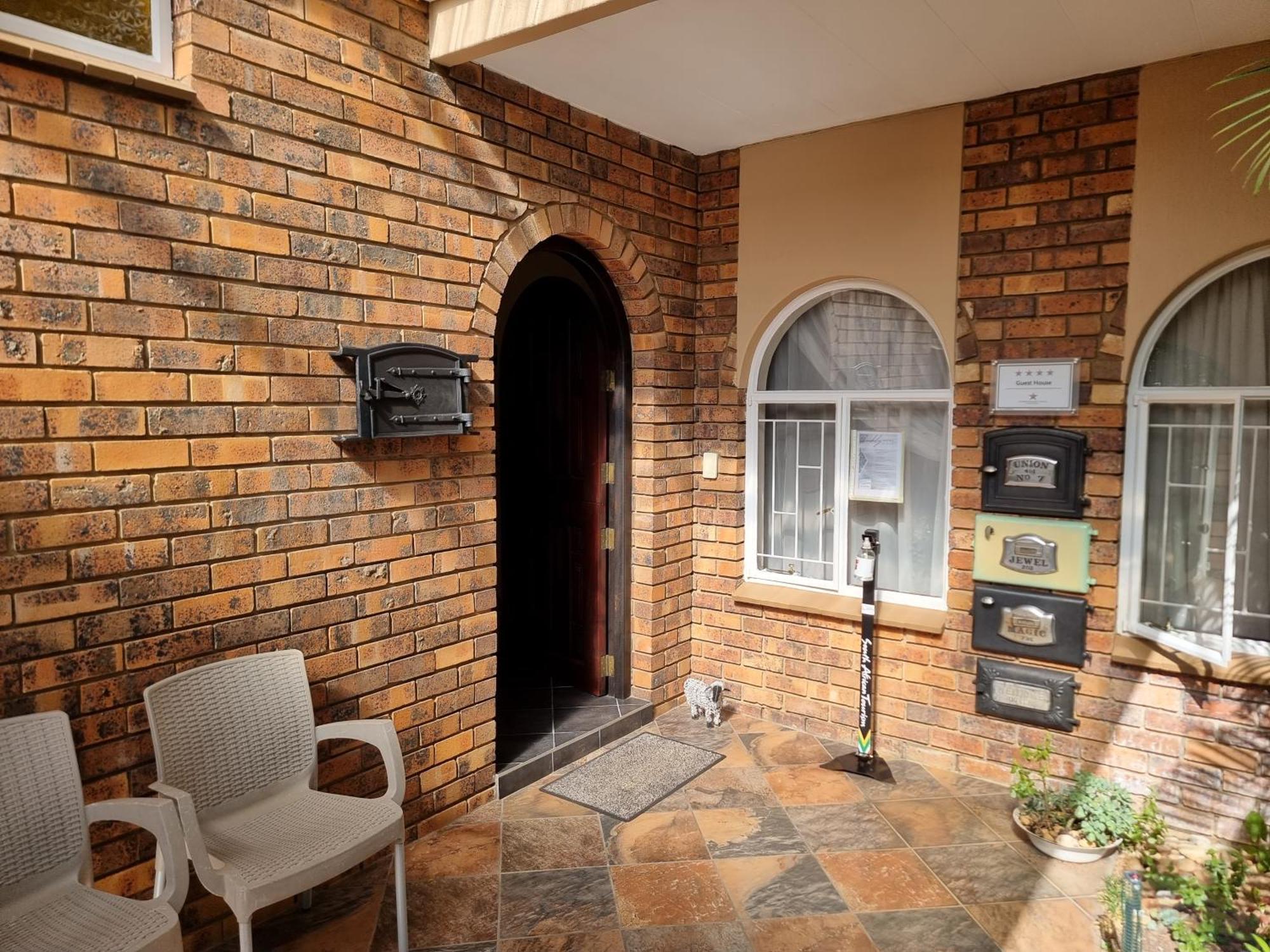 Glen Marion Guest House Pretoria-Noord Exteriör bild