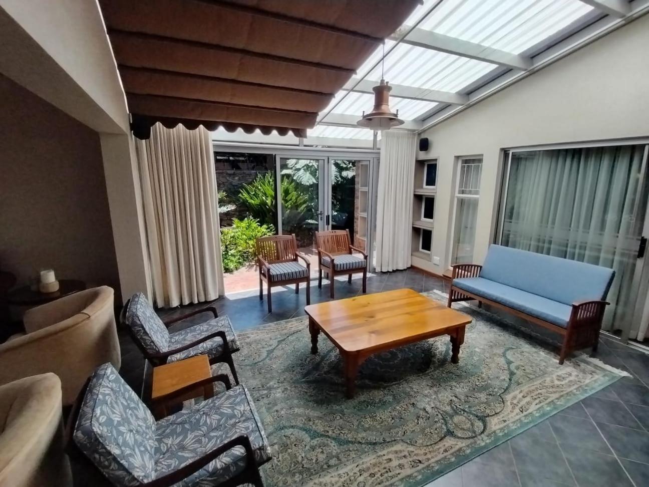 Glen Marion Guest House Pretoria-Noord Exteriör bild